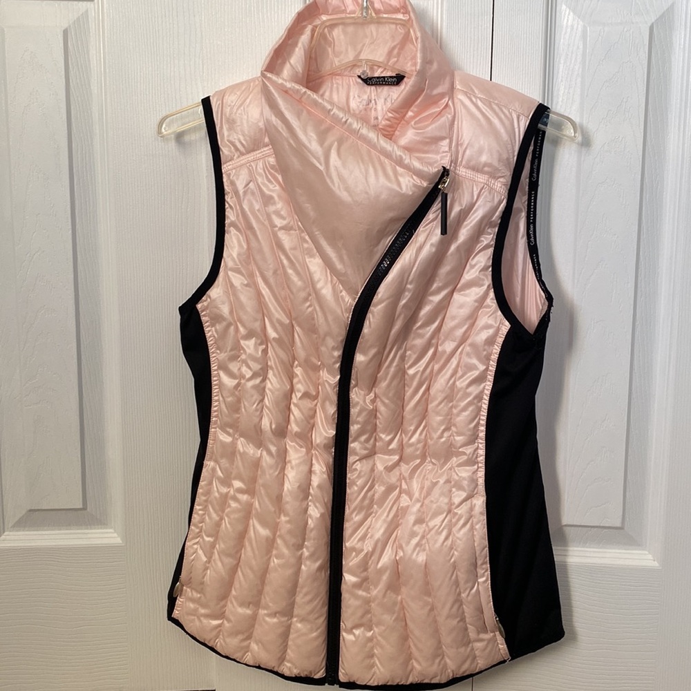 Calvin Klein performance vest - Picture 3 of 6